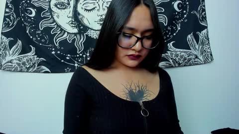 Emma online show from October 8, 2025, 6:16 pm