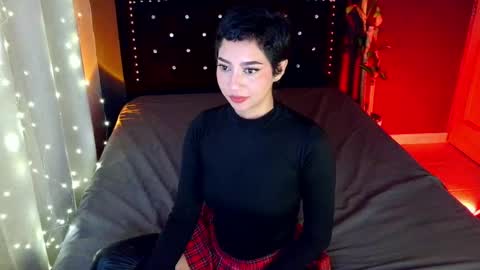 Emma web online show from May 15, 2026, 2:24 pm