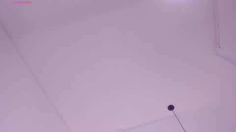 Snapshot of emma_white_01 chatting on February 10, 2025, 4:41 am emma your love online show from February 10, 2025, 4:41 am