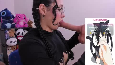 Snapshot of emma_winslows chatting on October 12, 2025, 9:30 am Emma online show from October 12, 2025, 9:30 am