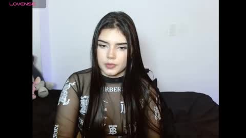 Snapshot of emma_yui19 chatting on September 28, 2025, 12:49 am emma online show from September 28, 2025, 12:49 am