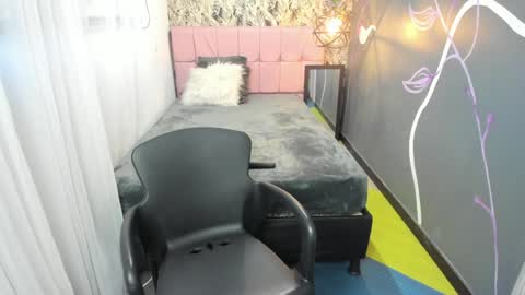 Snapshot of emmaaevans_ chatting on January 30, 2025, 12:16 pm Emma Evans online show from January 30, 2025, 12:16 pm