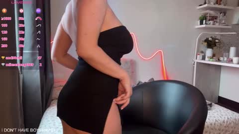 emmaandjake online show from November 16, 2025, 10:54 am