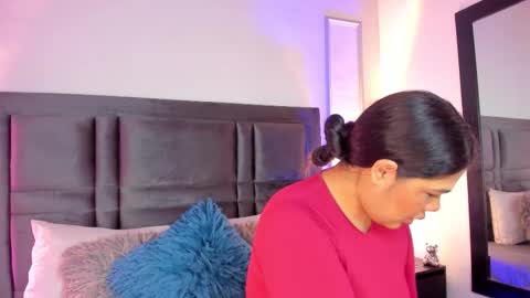 emma becket online show from October 1, 2025, 1:28 pm