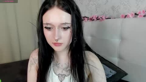 emmablissa online show from June 4, 2026, 1:22 am