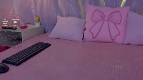 emma cortez online show from March 18, 2026, 11:57 am