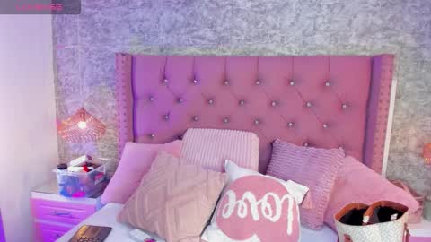 Welcome Im yosein  Your love is my passion activate it with your tips and enjoy with me online show from February 26, 2026, 9:03 pm