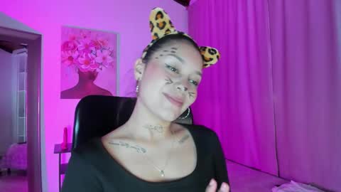 Snapshot of emmacute_x chatting on October 31, 2025, 2:18 pm emmacute_x online show from October 31, 2025, 2:18 pm