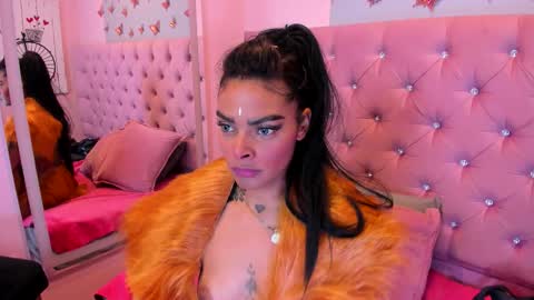 emmaebony_ online show from October 31, 2025, 10:16 am