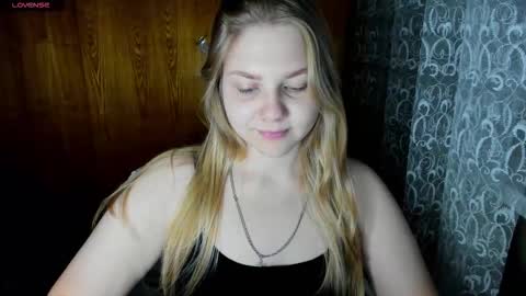 Snapshot of emmafrizea chatting on October 22, 2025, 9:58 pm Hello Im newMake me cumPVT 12tk for min ALL INCLUSIVE online show from October 22, 2025, 9:58 pm