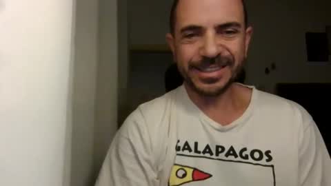 Snapshot of emmagold123 chatting on December 12, 2024, 4:26 am Ariel online show from December 12, 2024, 4:26 am