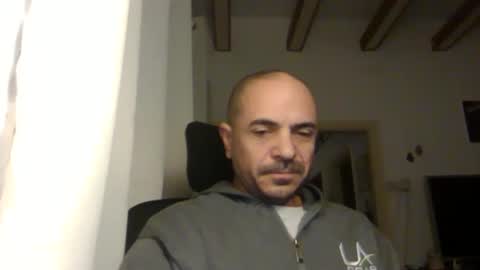 Snapshot of emmagold123 chatting on December 30, 2024, 4:20 am Ariel online show from December 30, 2024, 4:20 am