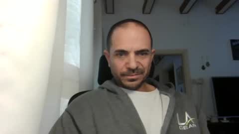 Snapshot of emmagold123 chatting on January 9, 2025, 5:44 am Ariel online show from January 9, 2025, 5:44 am