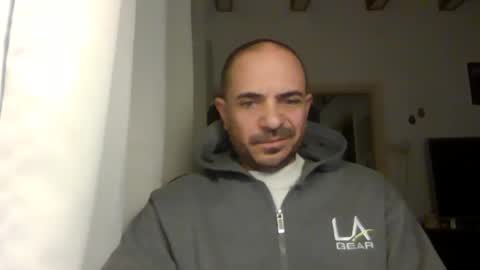 Snapshot of emmagold123 chatting on February 20, 2025, 4:28 am Ariel online show from February 20, 2025, 4:28 am