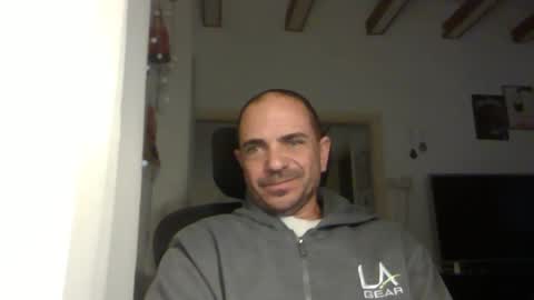 Snapshot of emmagold123 chatting on March 5, 2025, 4:13 am Ariel online show from March 5, 2025, 4:13 am