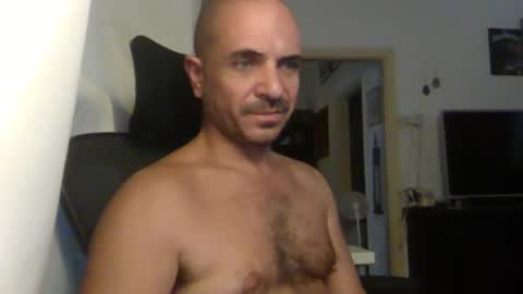 Snapshot of emmagold123 chatting on September 19, 2025, 1:01 pm Ariel online show from September 19, 2025, 1:01 pm