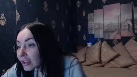 Snapshot of emmagoldx chatting on February 1, 2026, 7:51 am EmmaGoldX online show from February 1, 2026, 7:51 am