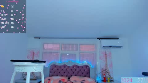 Snapshot of emmahills_sex chatting on December 27, 2024, 2:12 pm Emma online show from December 27, 2024, 2:12 pm