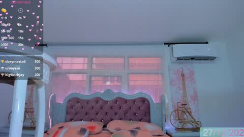 Snapshot of emmahills_sex chatting on December 27, 2024, 5:16 pm Emma online show from December 27, 2024, 5:16 pm