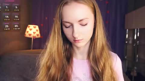 Snapshot of emmalaflame chatting on February 12, 2025, 8:29 pm Emma day Wendy night online show from February 12, 2025, 8:29 pm