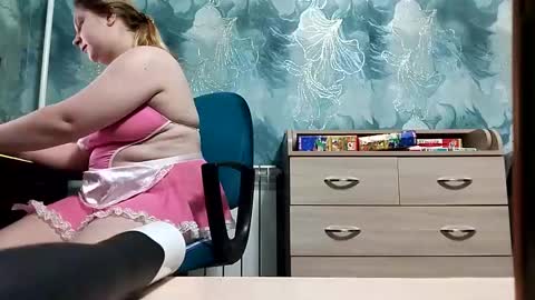 emmamelody online show from January 30, 2025, 2:06 am