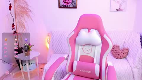 Emma  online show from May 1, 2026, 9:52 pm