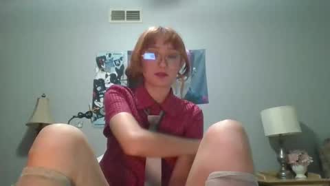 emmarose2000s online show from June 11, 2026, 6:22 am