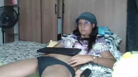 emmasweet95 online show from January 25, 2025, 9:46 pm