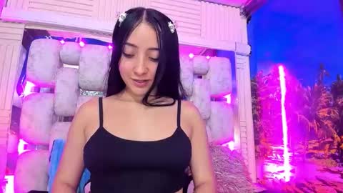Snapshot of emmateylor chatting on May 27, 2026, 2:08 am Emma online show from May 27, 2026, 2:08 am
