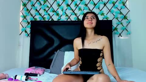 Snapshot of emmawillliams chatting on January 26, 2025, 3:58 pm Emma online show from January 26, 2025, 3:58 pm