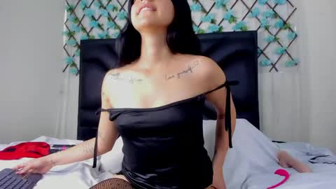 Snapshot of emmawillliams chatting on April 26, 2026, 1:31 pm Emma online show from April 26, 2026, 1:31 pm