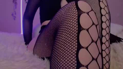 Snapshot of emmawise221 chatting on September 22, 2025, 1:02 pm Emma online show from September 22, 2025, 1:02 pm