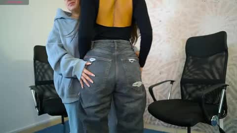 emmaxblanco online show from May 5, 2026, 9:39 am