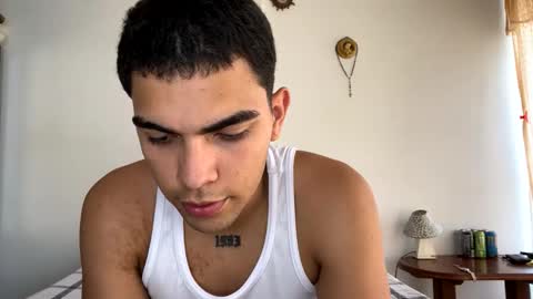 emmett_00 online show from October 22, 2025, 3:01 pm