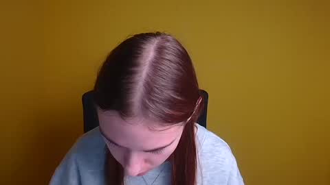 Snapshot of emmi_rossum chatting on March 4, 2025, 12:12 pm Emmi online show from March 4, 2025, 12:12 pm