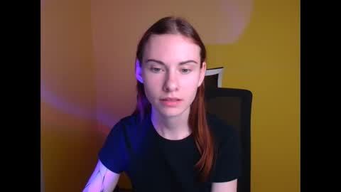 Snapshot of emmi_rossum chatting on March 9, 2025, 12:53 am Emmi online show from March 9, 2025, 12:53 am