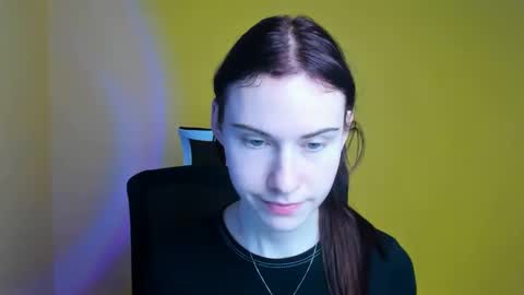 Snapshot of emmi_rossum chatting on March 12, 2025, 3:18 pm Emmi online show from March 12, 2025, 3:18 pm