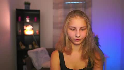 Snapshot of emmie_murray chatting on October 25, 2025, 1:29 pm Emmie online show from October 25, 2025, 1:29 pm