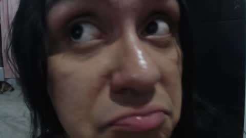 Snapshot of emmiily chatting on February 3, 2025, 2:47 am Emely online show from February 3, 2025, 2:47 am