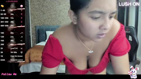 Snapshot of emmily_xue chatting on January 21, 2025, 9:36 pm Maria Camila online show from January 21, 2025, 9:36 pm