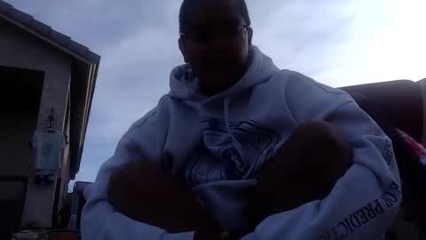 Snapshot of emmmers48 chatting on February 16, 2025, 3:38 pm Emms online show from February 16, 2025, 3:38 pm