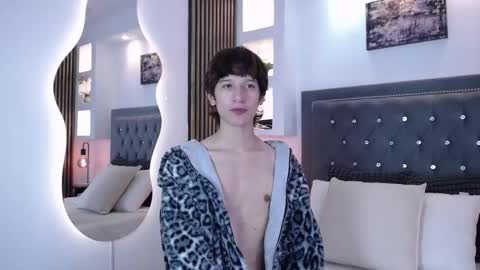 SERGIO online show from March 9, 2026, 8:24 pm