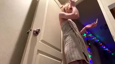 emmwarr1514 online show from March 3, 2025, 1:31 pm