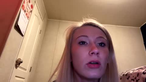 emmwarr1514 online show from March 4, 2025, 12:18 am