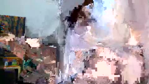 Snapshot of emmy___lee chatting on January 6, 2025, 5:52 am emmy___lee online show from January 6, 2025, 5:52 am