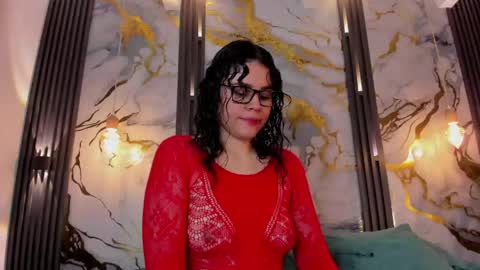 Snapshot of emmy_thompso chatting on June 10, 2026, 11:53 am Emmy online show from June 10, 2026, 11:53 am