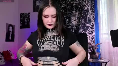 Emmy Bright     50  online show from March 23, 2026, 2:48 am