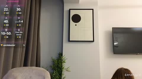 Snapshot of emmycb chatting on December 18, 2024, 7:19 pm Em online show from December 18, 2024, 7:19 pm