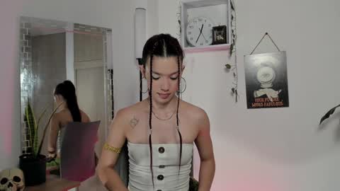 Emperatriz online show from December 27, 2024, 5:37 pm