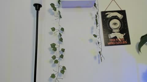 Emperatriz online show from January 6, 2025, 9:00 pm